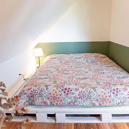 Rajski Nad Jeziorem Radacz 펜션 *