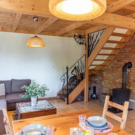 Rajski Nad Jeziorem Radacz 펜션 *