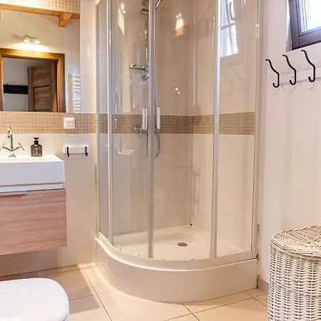 Rajski Nad Jeziorem Radacz *