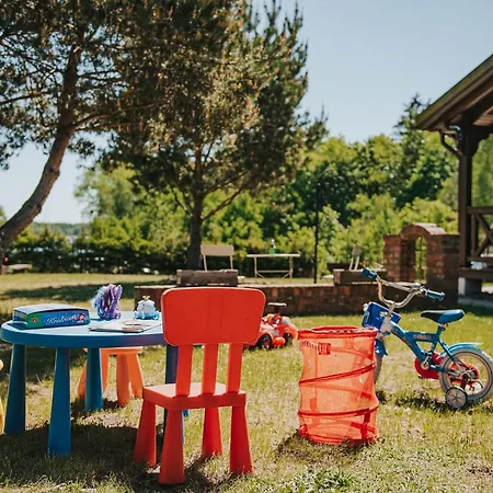 펜션 Rajski Nad Jeziorem Radacz *