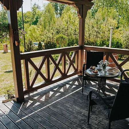 펜션 Rajski Nad Jeziorem Radacz 보르네 술리노보