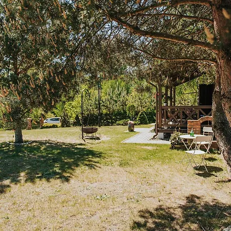 펜션 Rajski Nad Jeziorem Radacz 보르네 술리노보